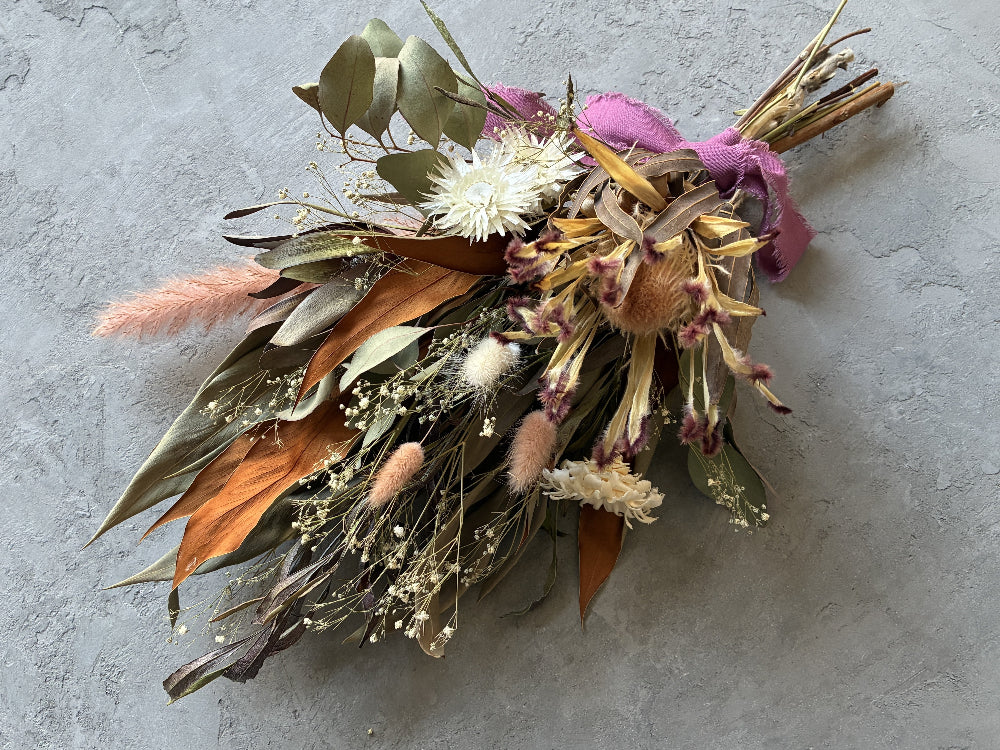 プロテア ライムライトのスワッグ